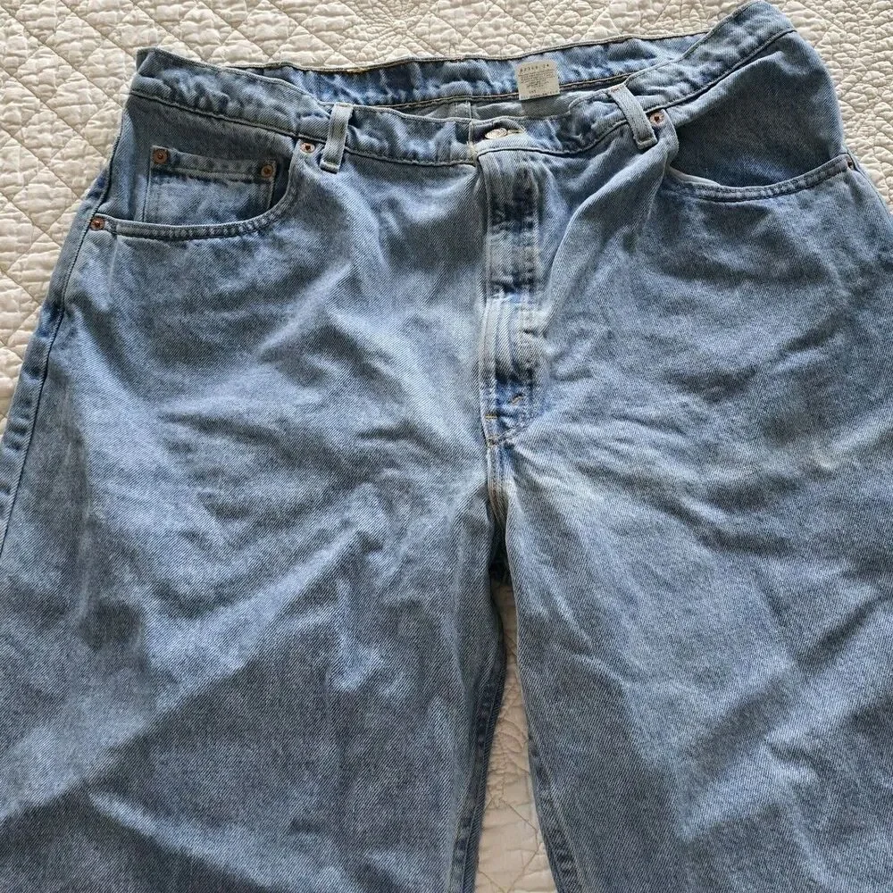 Vintage 90s made in USA Levi's 560 loose fit tapered leg Jeans 42w 32L Blue